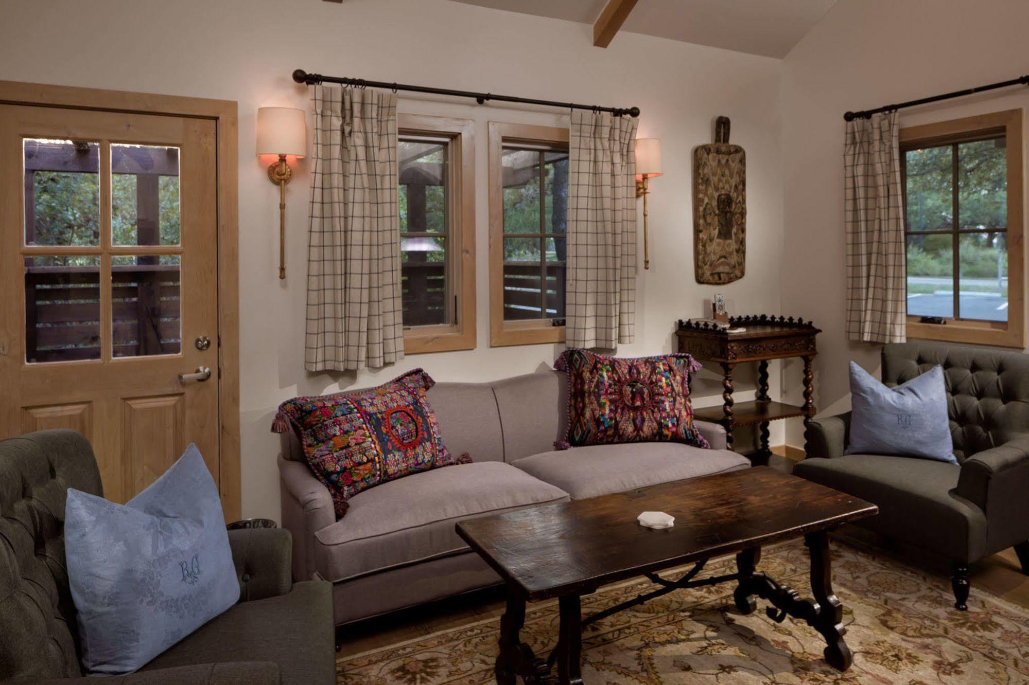 Hotel Camp Lucy Dripping Springs Exterior foto