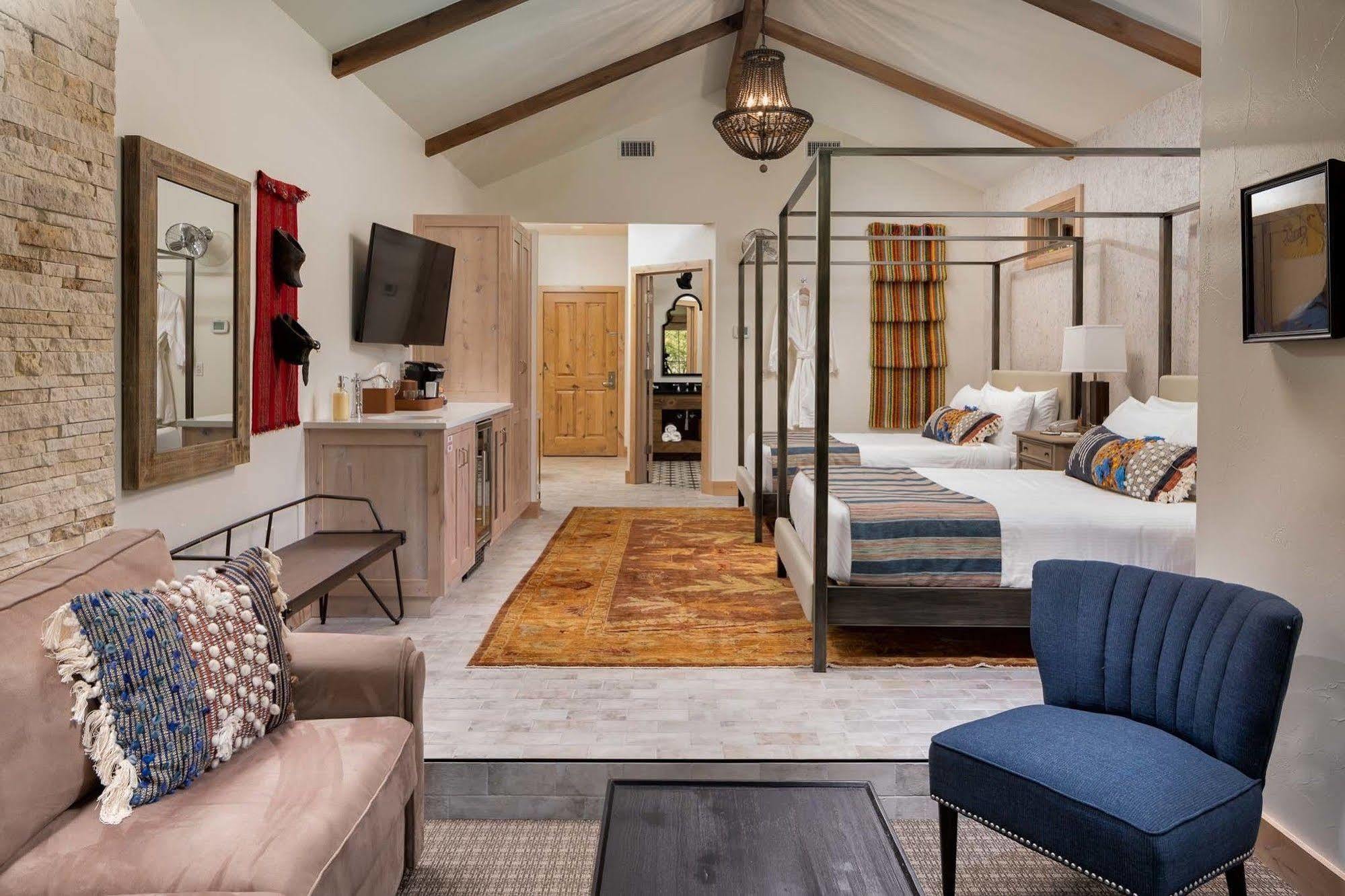 Hotel Camp Lucy Dripping Springs Exterior foto